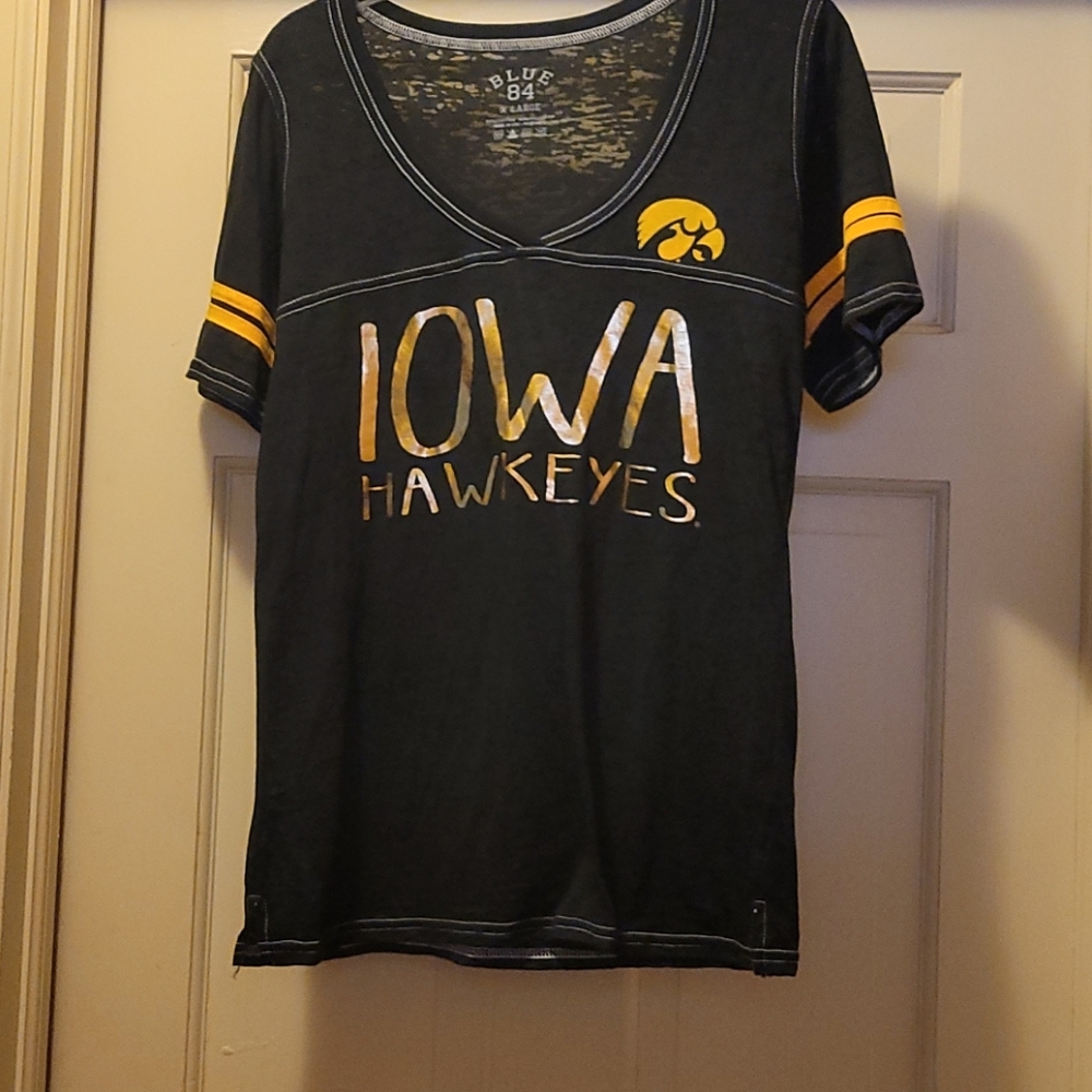 NWOT Iowa burnout t-shirt